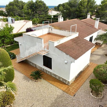 Exclusiva Villa Con Piscina كالافات المظهر الخارجي الصورة
