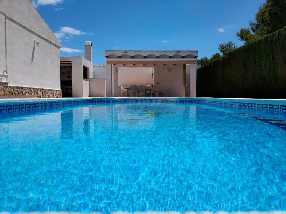 Exclusiva Villa Con Piscina كالافات المظهر الخارجي الصورة