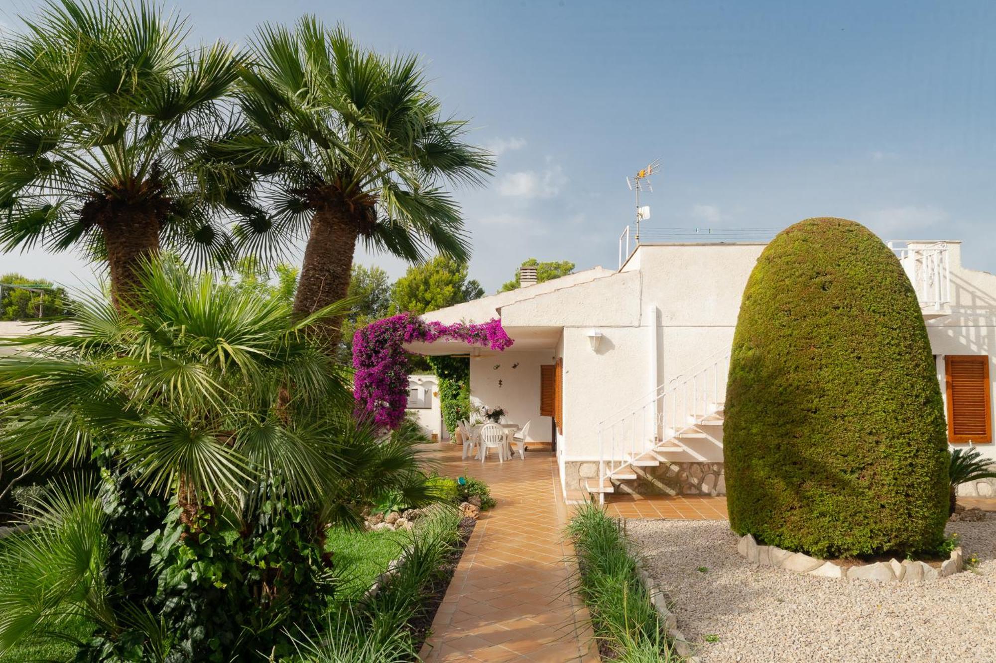 Exclusiva Villa Con Piscina كالافات المظهر الخارجي الصورة